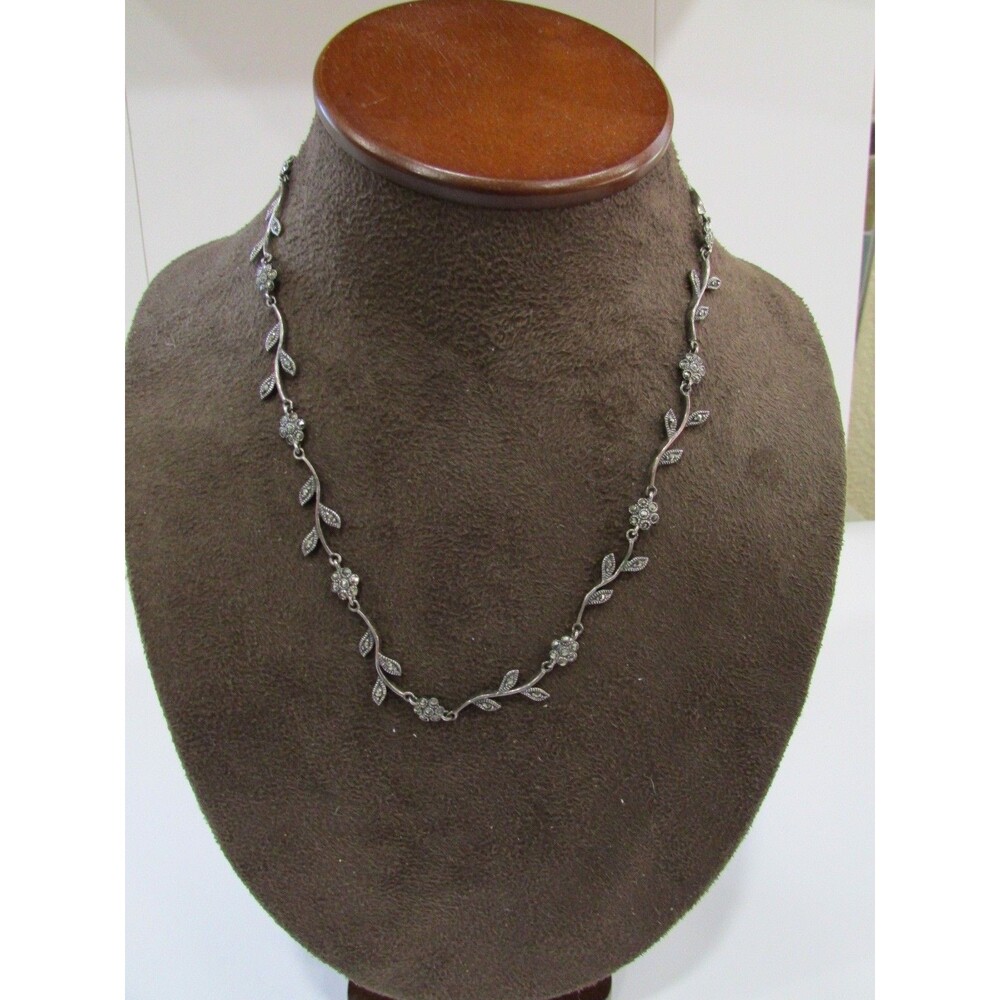 Vintage Elegant Marcasite & 925 Silver Floral Necklace 17" Long 6.60 grams